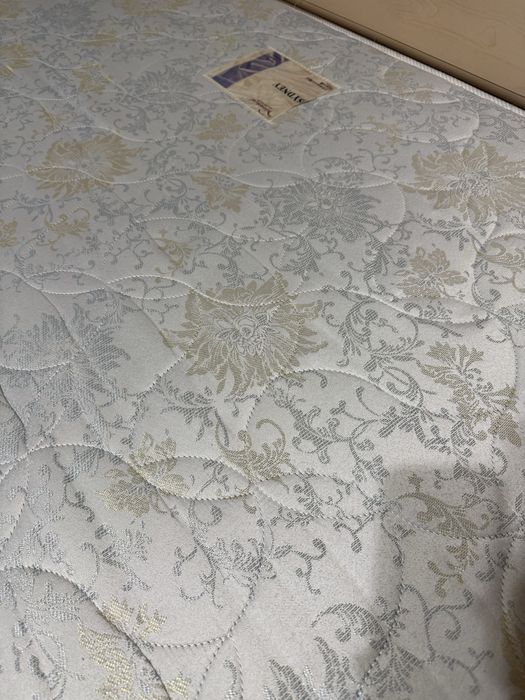 Матрас ортопедический 160*200, высота 19, отличное состояние matroluxe