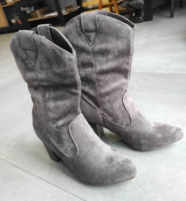 Nowe buty damskie / kozaki / kowbojki / zamszowe / 37 / 4692