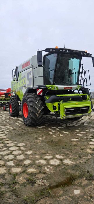 Kombajn zbożowy CLAAS Trion 660