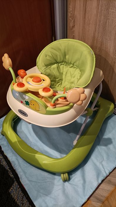 Продам ходунки Geoby.