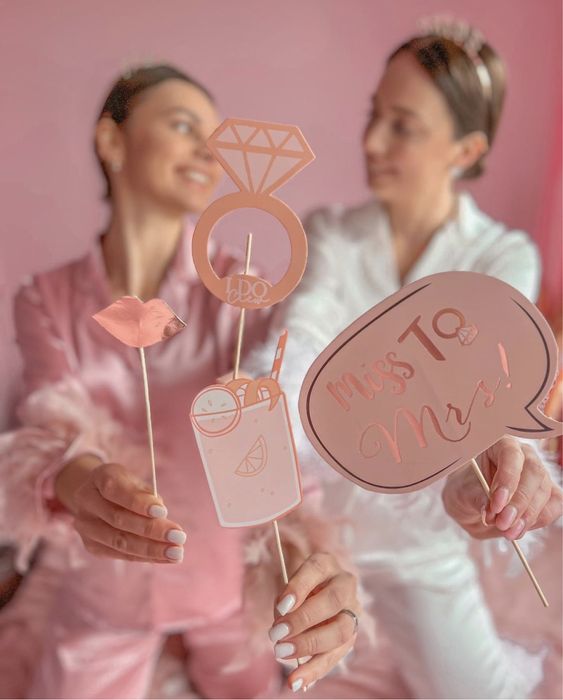 Атрибути для фото