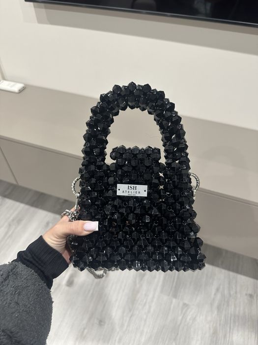 Сумочка ручної роботи з кришталевих бусін