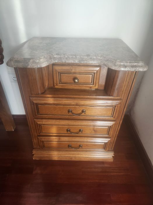 Mobília de quarto completa carvalho e mármore