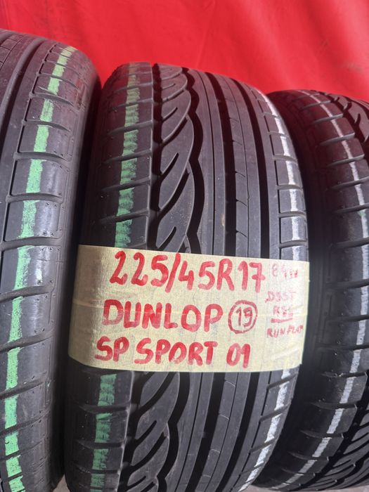 Pneus RFT 205/45/17 Dunlop Todos Iguais Impecaveid