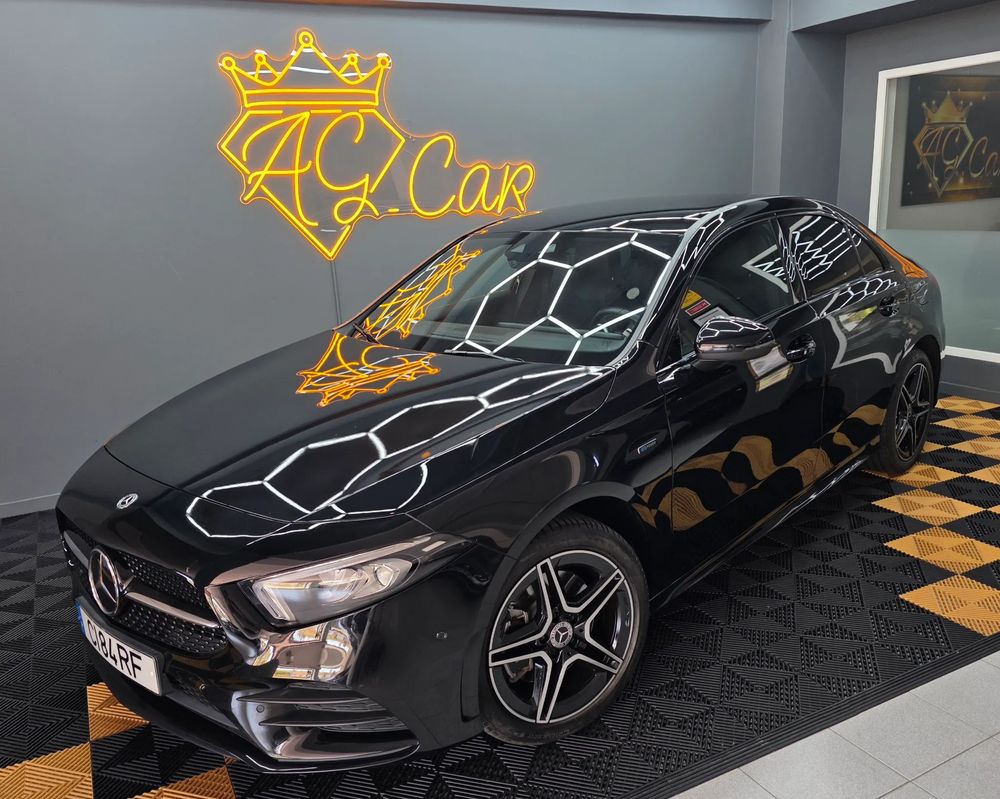 Mercedes-Benz A 250 Limousine e 8G-DCT AMG Line