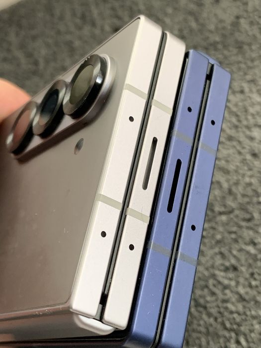 Макет-муляж Samsung Galaxy Z Fold 6
