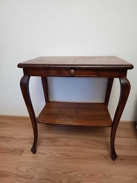 Stolik z szufladą art deco