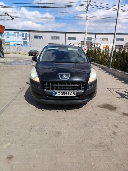 Peugeot 3008 2011р 1,6дизель механіка