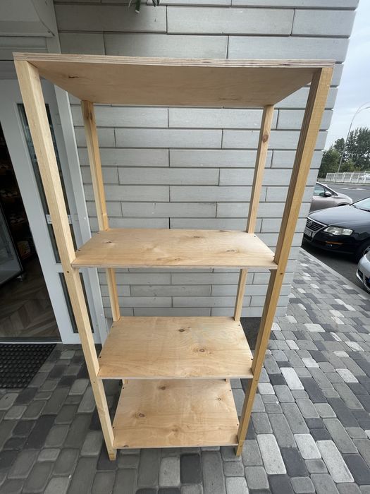 Деревянная полка