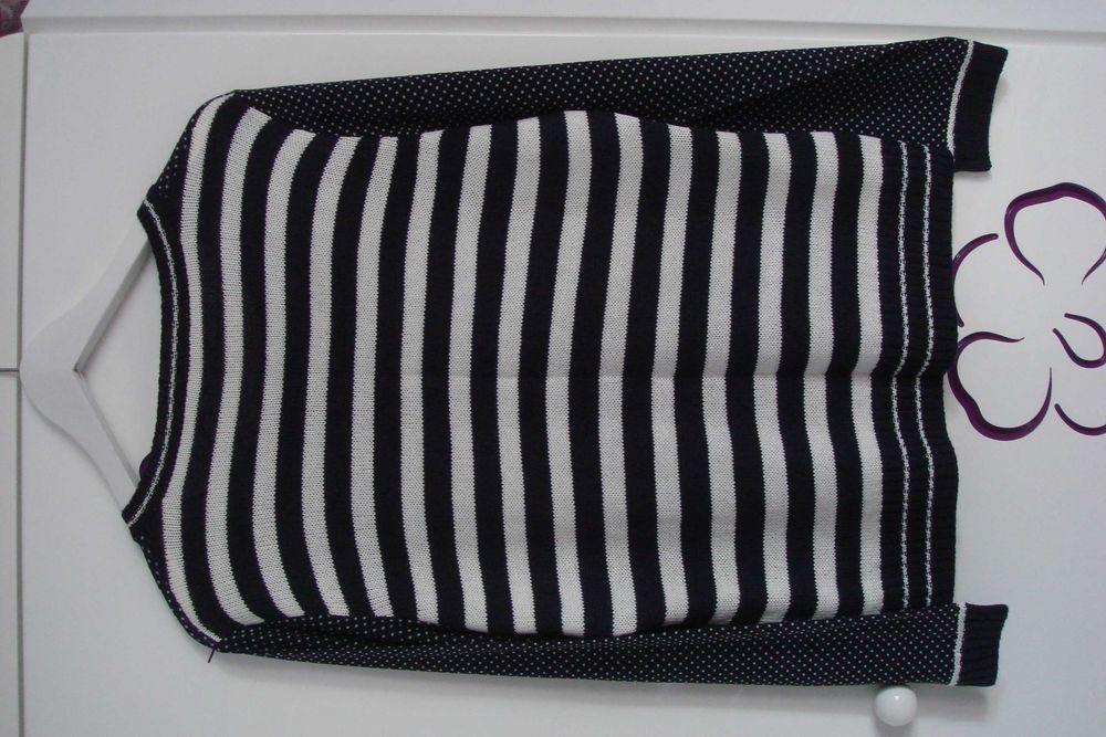 sweterek granatowo biały Taifun