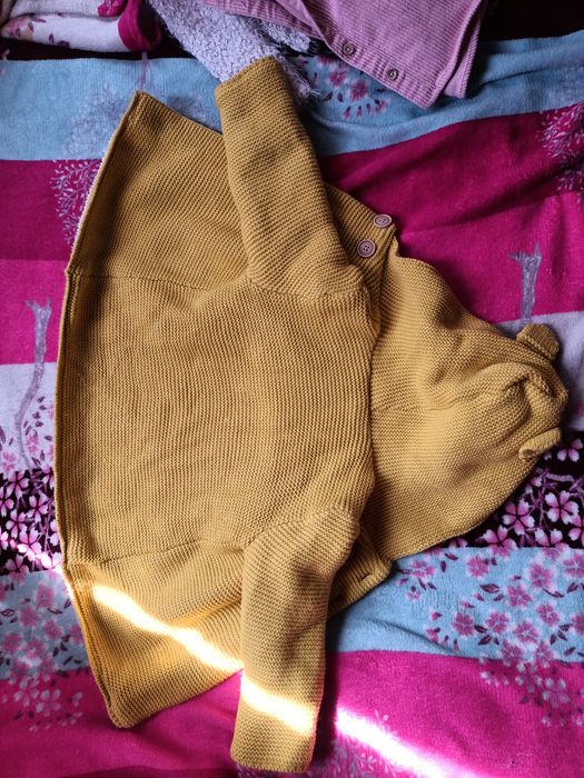 Продам дитячий Кардиган 98/104 і ромпери 98 104р 3 р 4р