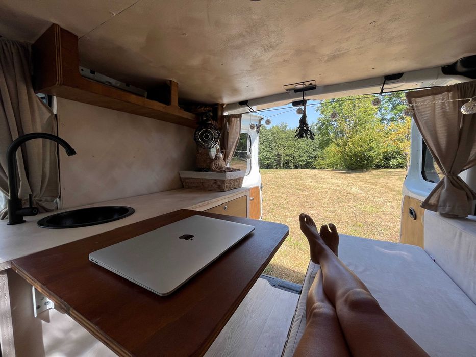 Renault Trafic Campervan (2012) – Fully Equipped & Ready for Adventure!