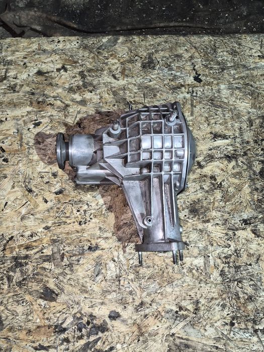 Редуктор переднего моста Ваз Нива 2121 21213