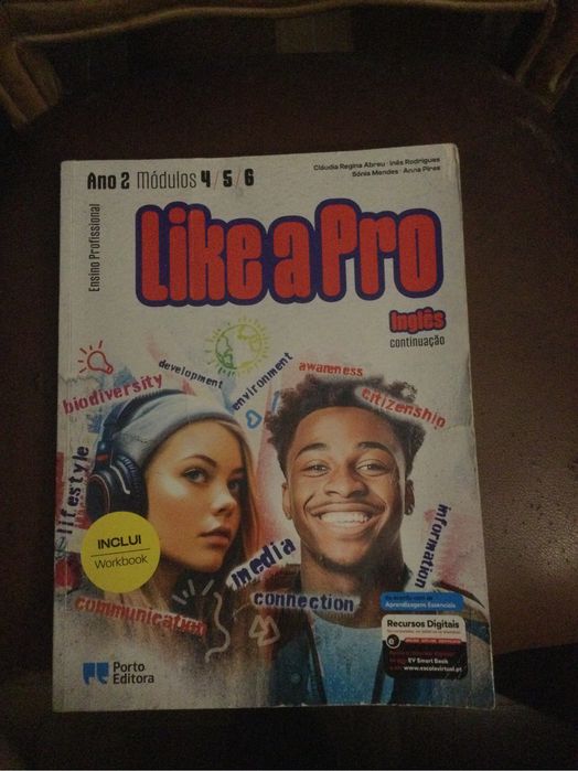 Vendo livros de curso profissional (aluno)