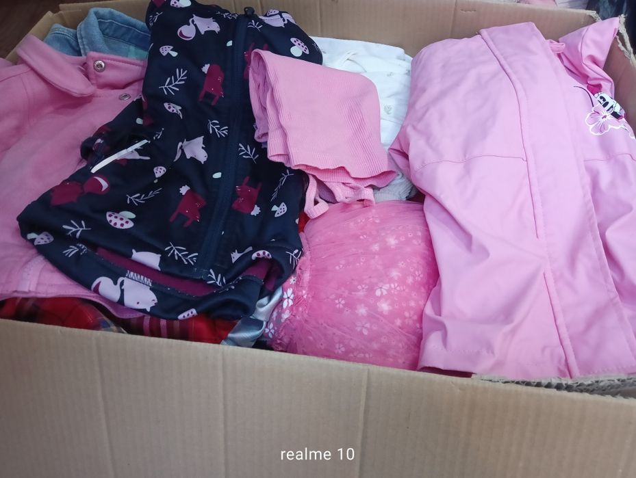 Ogromny karton ubranek 92/98