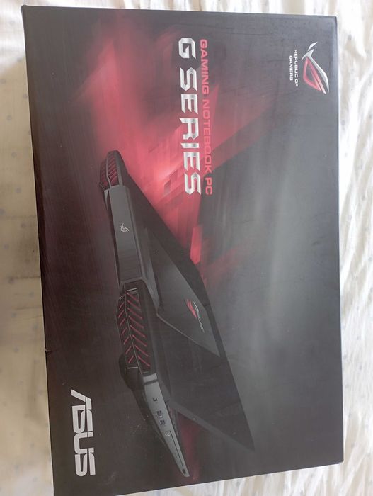 Portátil ASUS ROG