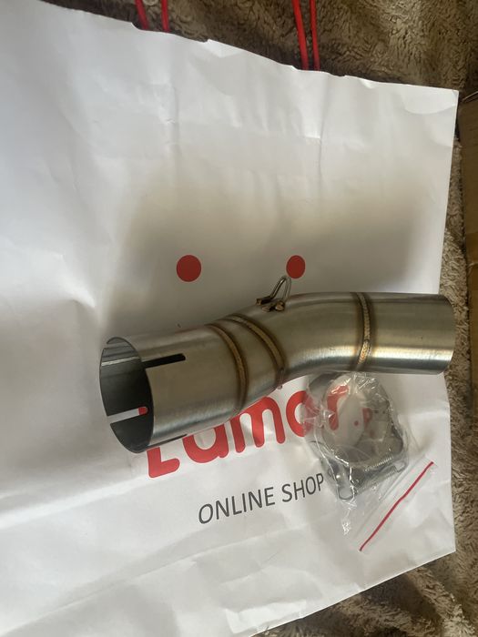 Tubo intermedia para escape de mota