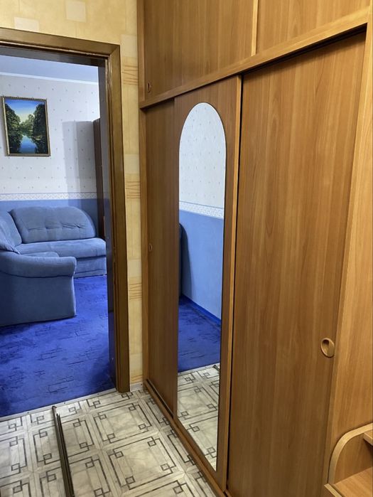 Сдам посуточно 2 кв./апарт.м.Спортивная,Металлист,Конный рынок,центр.