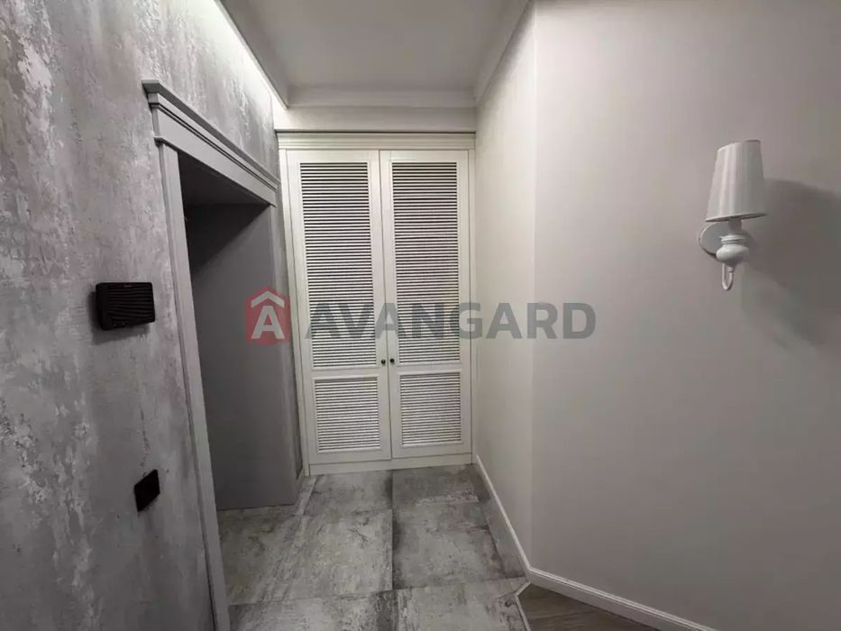 Продам 3-кім.ж/к Каскад,шикарна