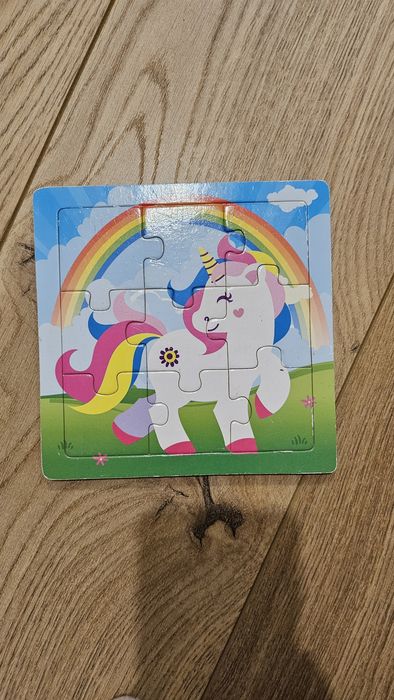 Zestaw: puzzle dla maluchów