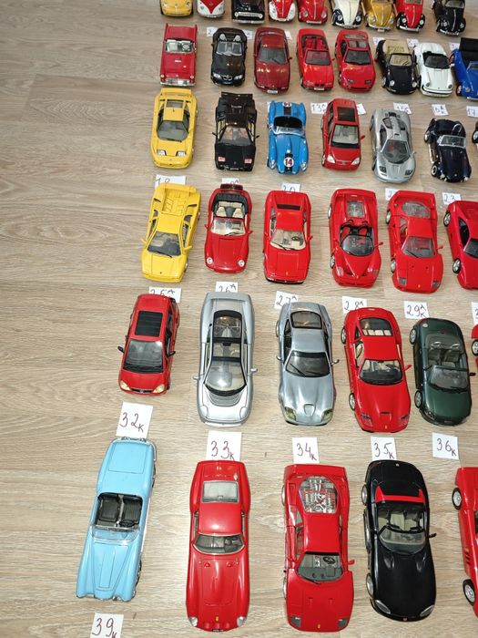 Bburago, Maisto, Revell, Polistil, Road legends 1/18