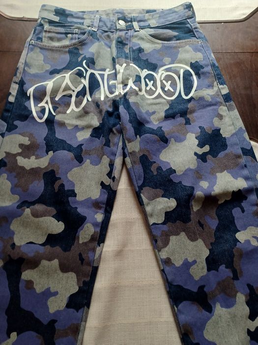 Spodnie jeansowe baggy Bershka