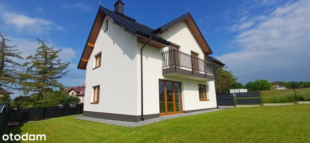 Nowy dom wolnostojący Szyce 170 m2 działka 8,46 ar ogrodzenie kominek