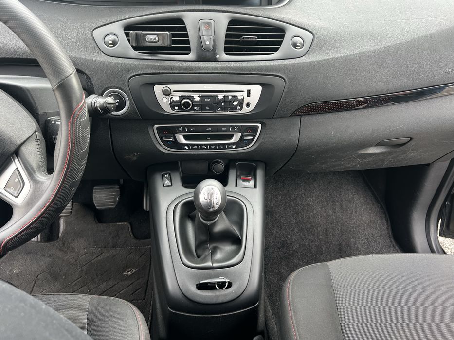 Renault Grand Scenic 1.5 7 Lugares 2012
