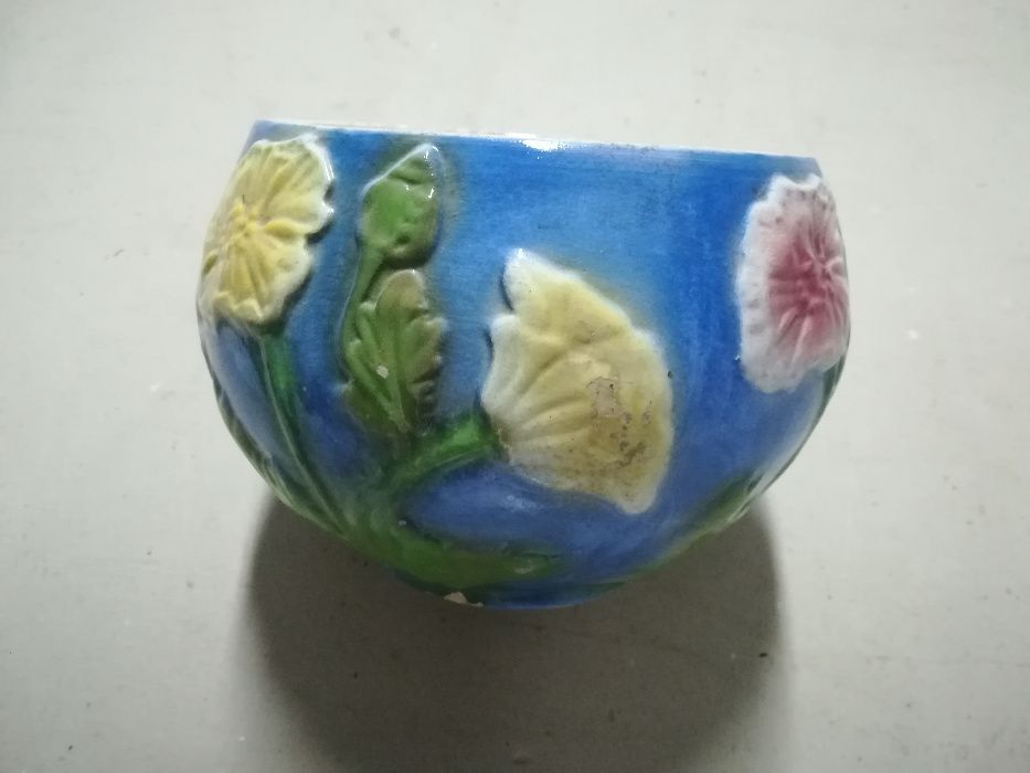 Cachepot Arte Nova em faiança