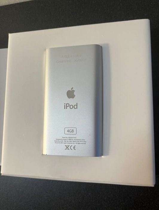 Apple iPod Mini 4Gb com caixa original