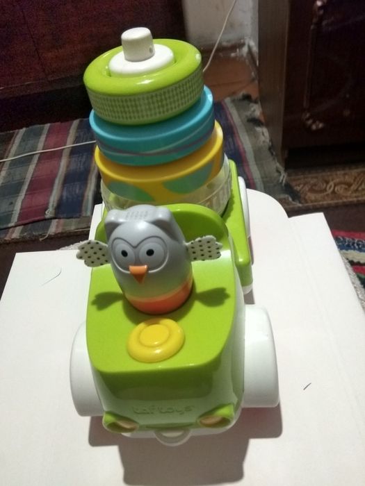 Інтерактивні розвиваючі іграшки