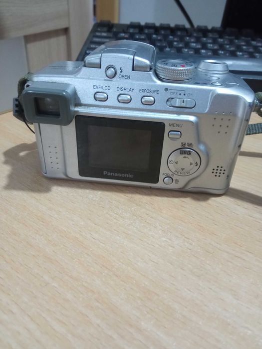 Фотоапарат панасонік