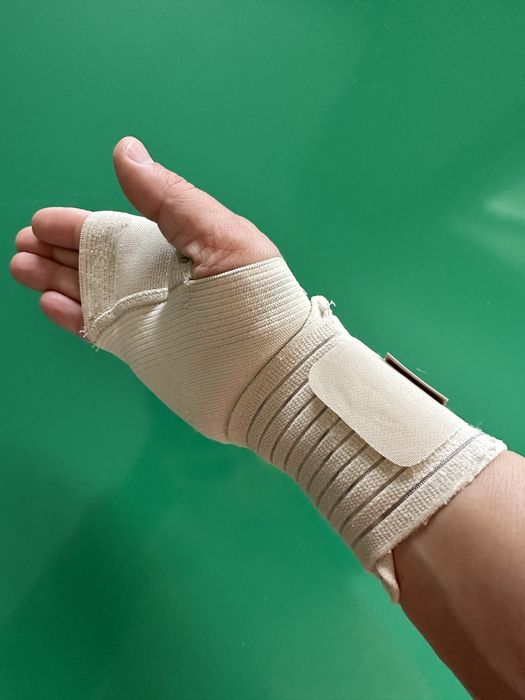 Protetor / Ligadura de mao e dedo.