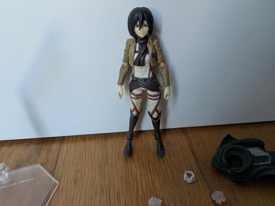 Figura Attack on Titan Mikasa Ackerman SNK (Portes Grátis)
