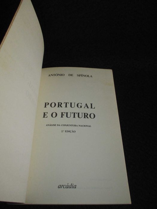 Livro Portugal e o Futuro Spínola 2ª edição 1974