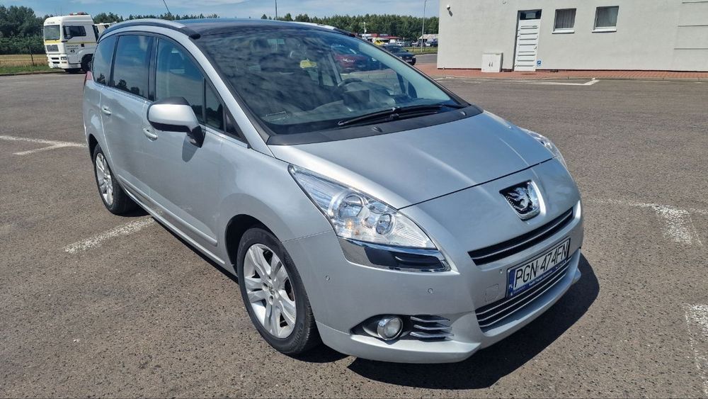 Peugeot 5008