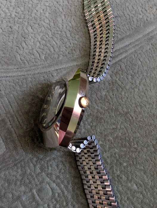 Часи Rado Balboa