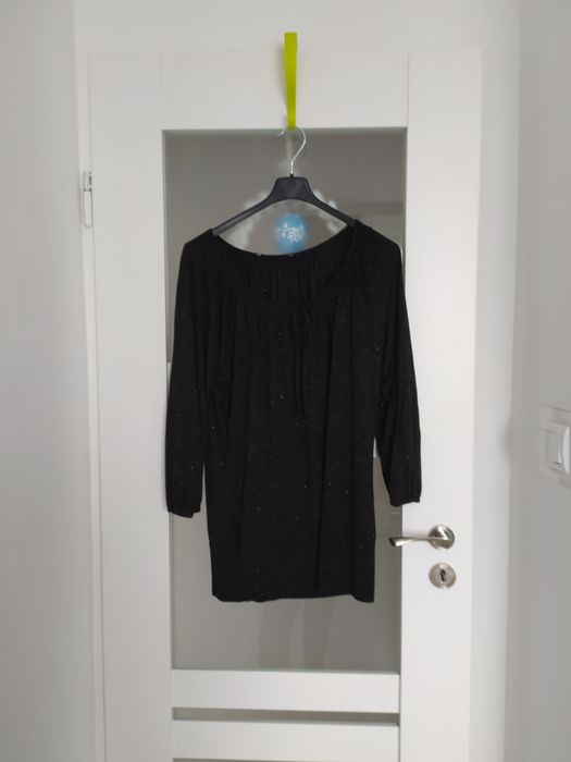 Bluzka ze złotą nitką