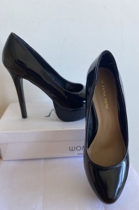 Saltos altos pra despacho