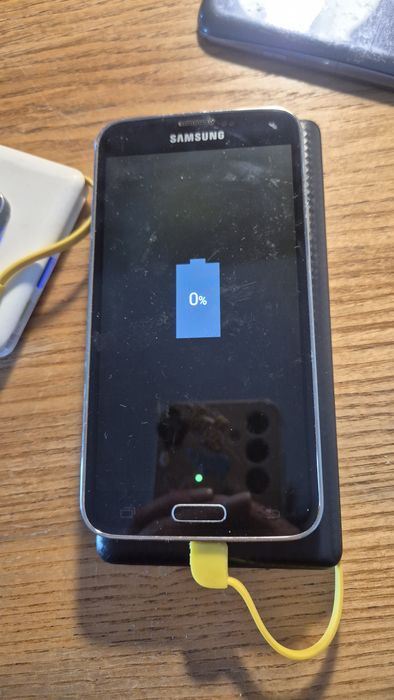 Trzy samsungi A5 S3 S5