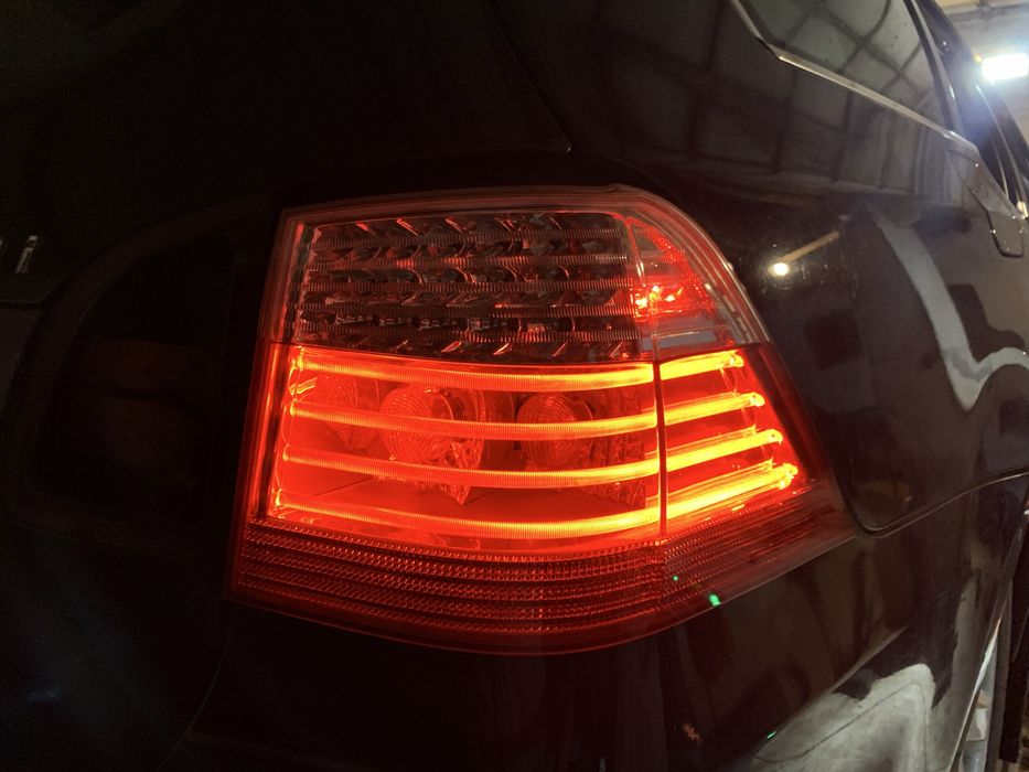 Lampa tylna prawa w błotnik bmw e61 lift Led - reflektor prawa tył