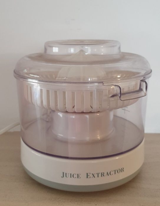 Espremedor de citrinos eléctrico