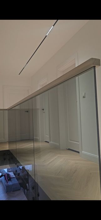 Balustrada szklana zabudowa szklana