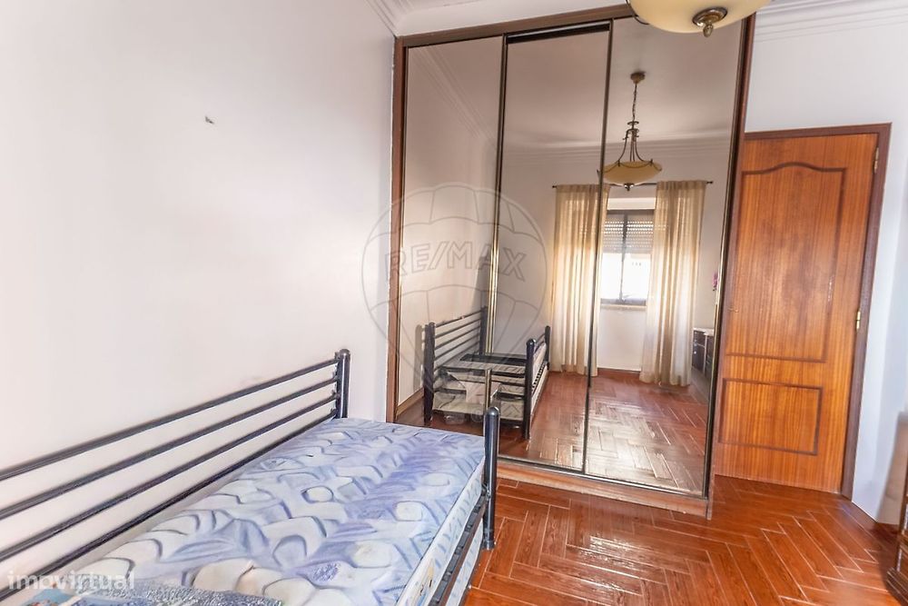 Apartamento T2 para venda — Venteira, Lisboa