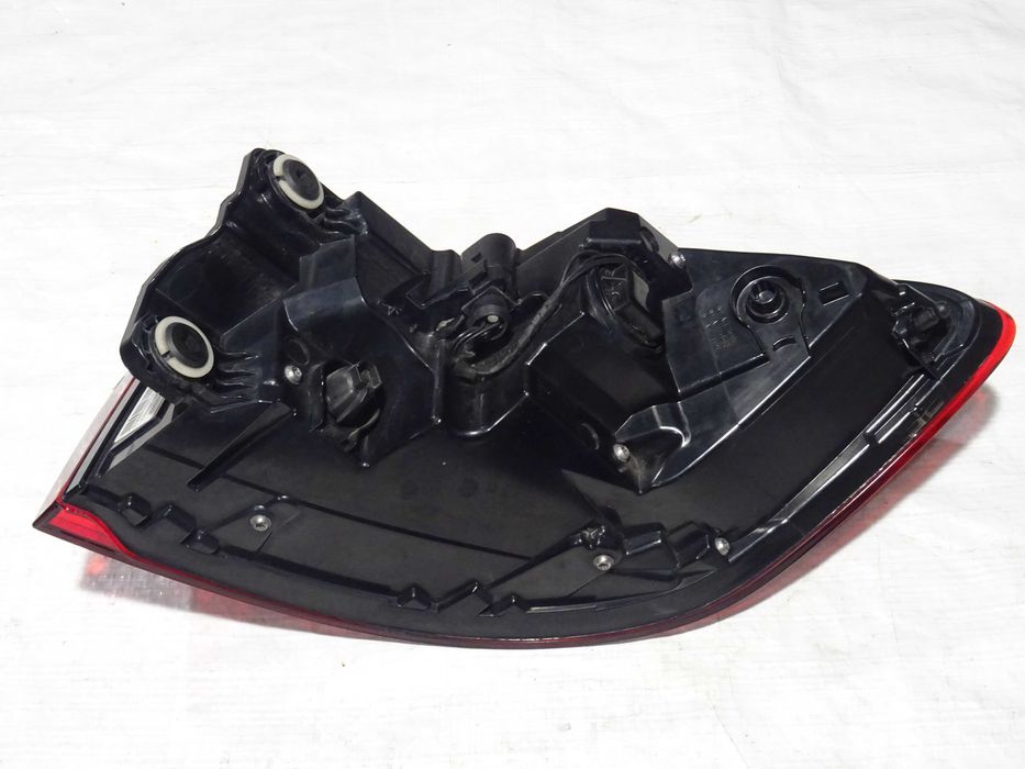lampa tył tylna tylnia lewa audi a8 d5 4n 4n0 led cała ok 4n0.945.091b