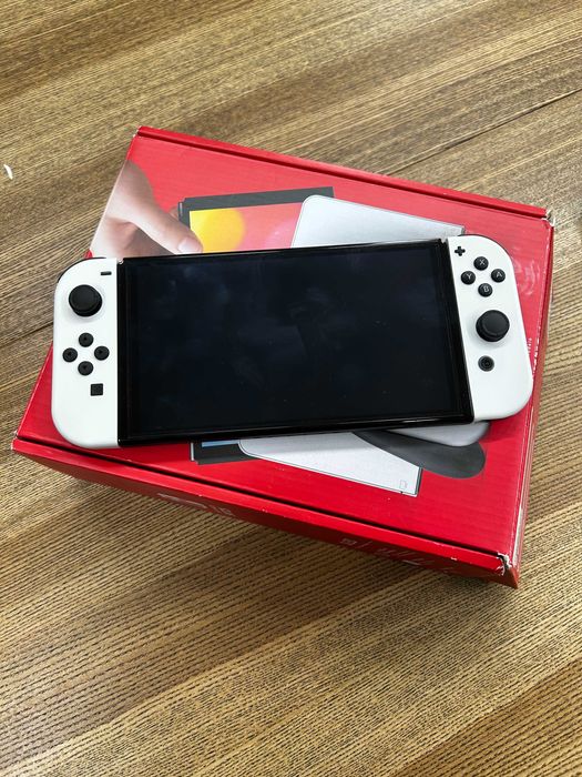 Nintendo Switch OLED Ideal