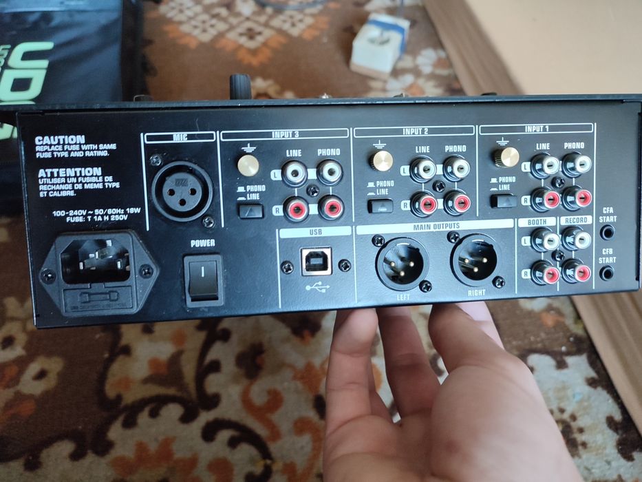DJ Установка Denon DN-S3700 (2 CDJ + Мікшер Behringer)
