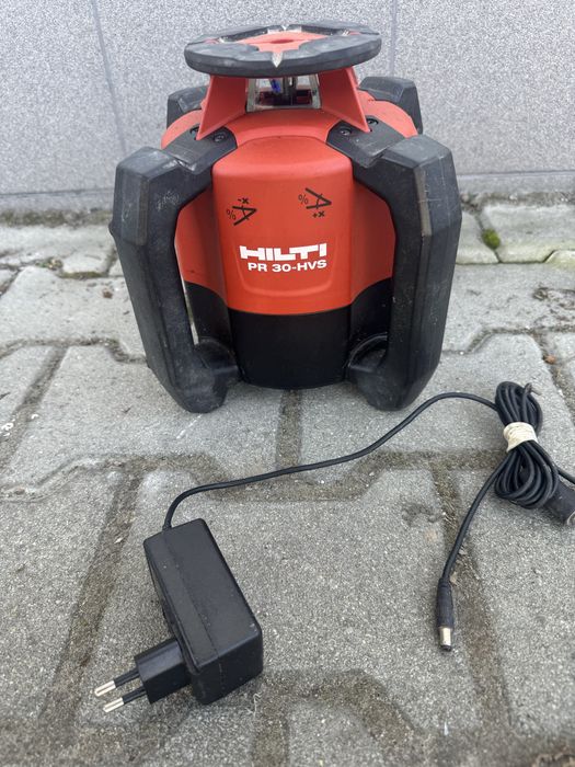 Niwelator hilti PR 30-HVS używany sprawny
