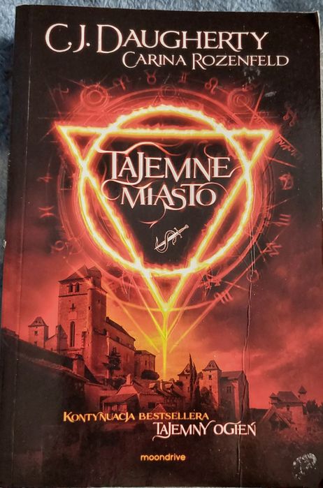 Tajemne Miasto  C.J.Daugherty, C. Rozenfeld