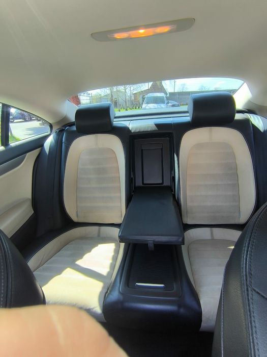 Volkswagen Passat CC, 2011 рік
2.0 TSI бензин (турбо)